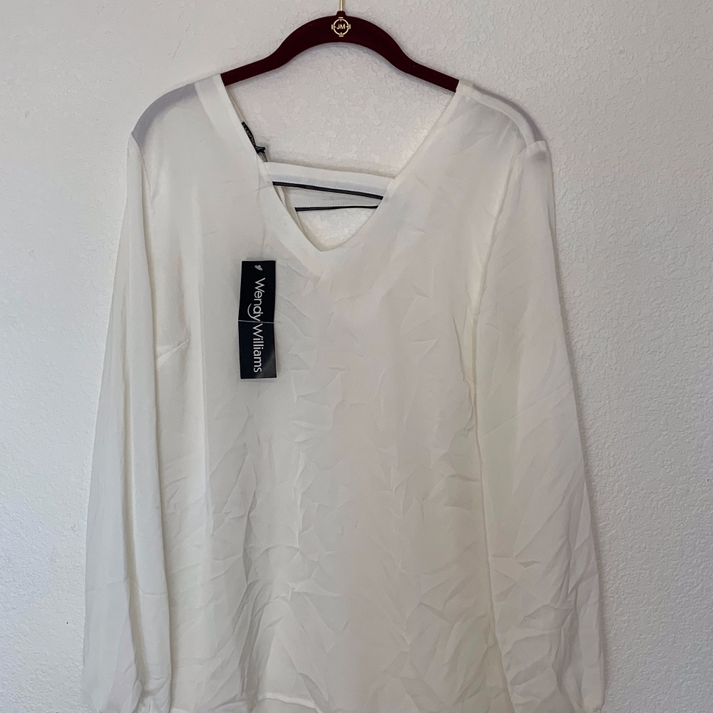 Wendy Williams White Long Sleeve Top